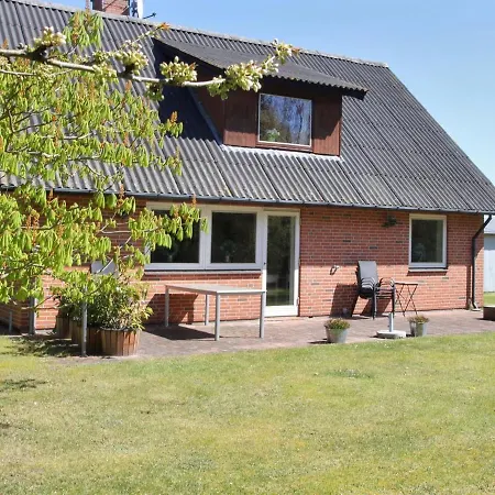Ognen - 1-5km From The Sea In Ne Jutland By Interhome